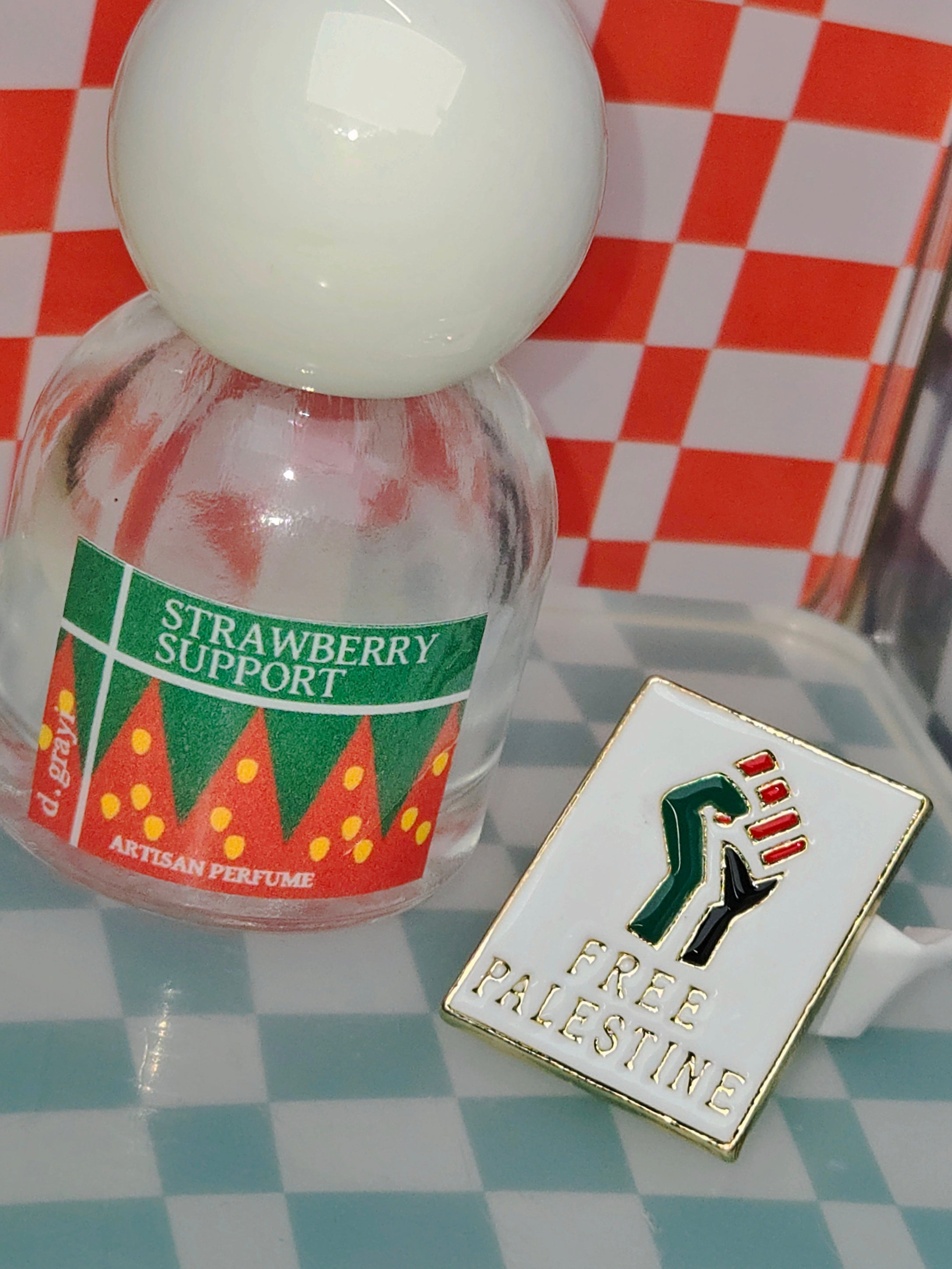 STRAWBERRY SUPPORT - lv1 studio